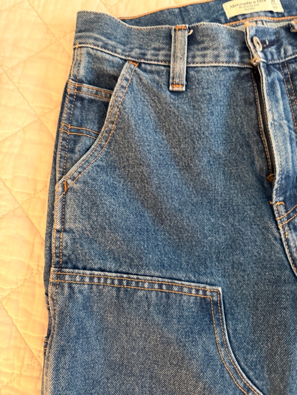 Abercrombie & Fitch Mid Rise Slouchy Jean - Picture 9 of 10